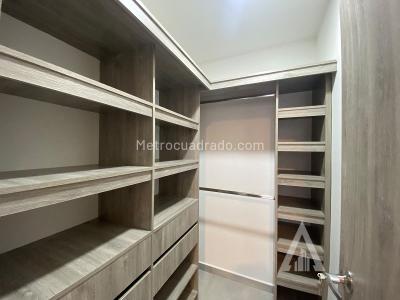 Apartamento de 2 alcobas en arriendo en Ciudad Del Rio, Medellín, 60 m² · foto 2 de 7