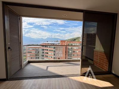 Apartamento de 3 alcobas en arriendo en Av Las Palmas, Medellín, 161 m² · foto 12 de 20