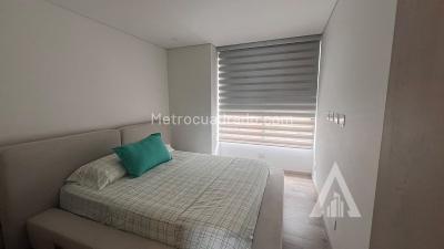 Apartamento de 3 alcobas en venta en El Poblado, Medellín, 139 m² · foto 8 de 14