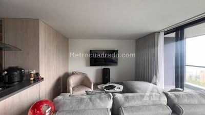 Apartamento de 3 alcobas en venta en El Poblado, Medellín, 139 m² · foto 9 de 14
