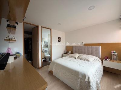 Apartamento en venta en Envigado, Envigado · foto 14 de 20