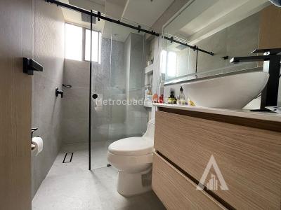 Apartamento de 2 alcobas en venta en Ciudad Del Rio, Medellín, 72 m² · foto 5 de 10