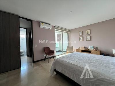 Apartamento de 3 alcobas en venta en El Poblado, Medellín, 164 m² · foto 9 de 16