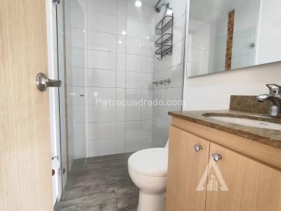 Apartamento de 3 alcobas en arriendo en Sabaneta, Sabaneta, 92 m² · foto 3 de 9