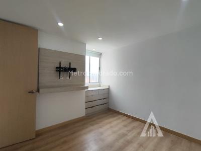 Apartamento de 3 alcobas en arriendo en Sabaneta, Sabaneta, 92 m² · foto 6 de 9