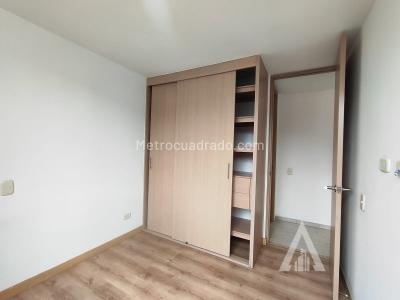 Apartamento de 3 alcobas en arriendo en Sabaneta, Sabaneta, 92 m² · foto 8 de 9