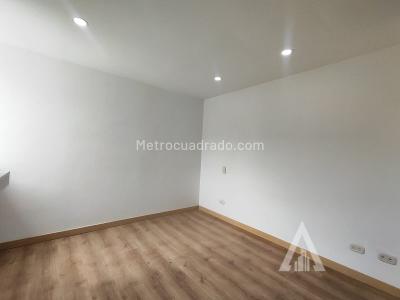 Apartamento de 3 alcobas en arriendo en Sabaneta, Sabaneta, 92 m² · foto 9 de 9