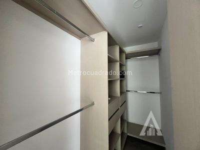 Apartamento en arriendo en Poblado, Medellín · foto 13 de 19