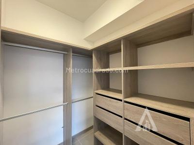 Apartamento de 3 alcobas en arriendo en Ciudad Del Rio, Medellín, 72 m² · foto 5 de 14