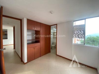 Apartamento de 2 alcobas en arriendo en Loma Del Indio, Medellín, 58 m² · foto 6 de 15