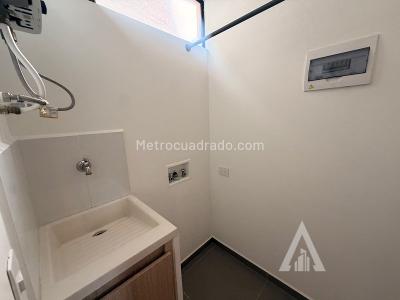 Apartamento de 2 alcobas en arriendo en Envigado, Envigado, 60 m² · foto 4 de 11