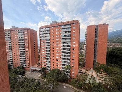 Apartamento de 2 alcobas en arriendo en Envigado, Envigado, 60 m² · foto 6 de 11