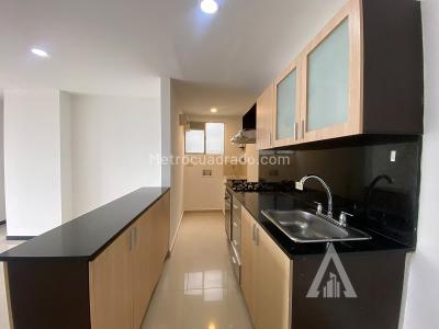Apartamento en arriendo en Ciudad Del Rio, Medellín · foto 16 de 20