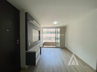 Apartamento de 3 alcobas en arriendo en Ciudad Del Rio, Medellín, 65 m² · foto 3 de 9