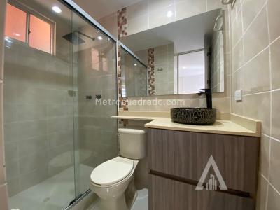 Apartamento de 3 alcobas en arriendo en Ciudad Del Rio, Medellín, 65 m² · foto 8 de 9