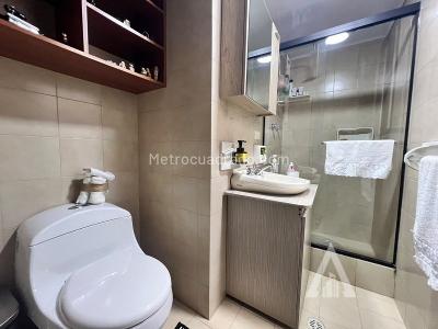 Casa de 4 alcobas en arriendo en Ciudad Del Rio, Medellín, 240 m² · foto 4 de 20