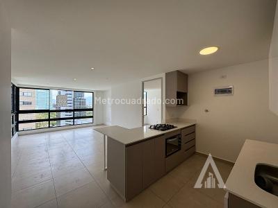 Apartamento en arriendo en Castropol, Medellín · foto 3 de 15