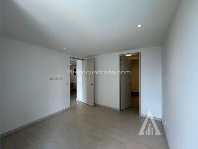 Apartamento en arriendo en Castropol, Medellín · foto 7 de 15