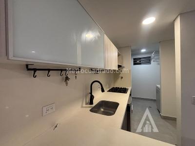 Apartamento de 2 alcobas en arriendo en Ciudad Del Rio, Medellín, 95 m² · foto 2 de 16