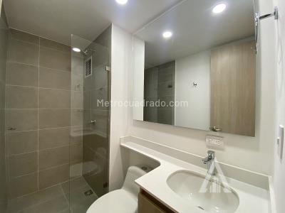 Apartamento en arriendo en Ciudad Del Rio, Medellín · foto 7 de 9