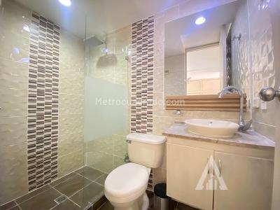 Apartamento en arriendo en Ciudad Del Rio, Medellín · foto 6 de 11