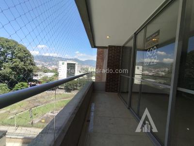 Apartamento en arriendo en Ciudad Del Rio, Medellín · foto 3 de 16
