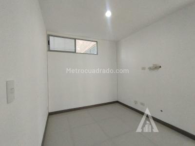 Apartamento en arriendo en Ciudad Del Rio, Medellín · foto 8 de 16