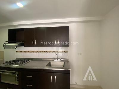 Apartamento en arriendo en Ciudad Del Rio, Medellín · foto 13 de 16