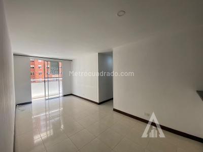 Apartamento en arriendo en Ciudad Del Rio, Medellín · foto 8 de 16