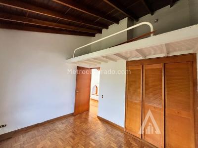 Casa de 4 alcobas en arriendo en El Poblado, Medellín, 240 m² · foto 8 de 20