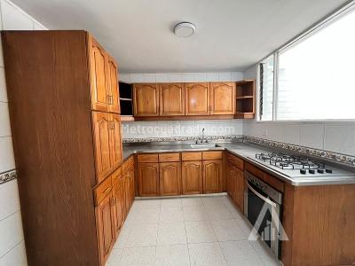 Casa de 4 alcobas en arriendo en El Poblado, Medellín, 240 m² · foto 11 de 20
