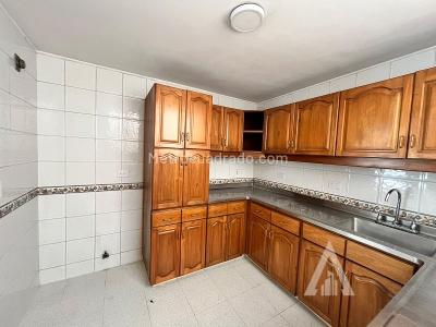 Casa de 4 alcobas en arriendo en El Poblado, Medellín, 240 m² · foto 14 de 20