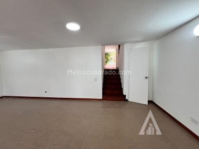 Casa de 4 alcobas en arriendo en El Poblado, Medellín, 240 m² · foto 19 de 20