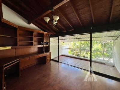 Casa de 4 alcobas en arriendo en El Poblado, Medellín, 240 m² · foto 2 de 20