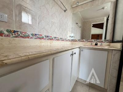 Casa de 4 alcobas en arriendo en El Poblado, Medellín, 240 m² · foto 4 de 20