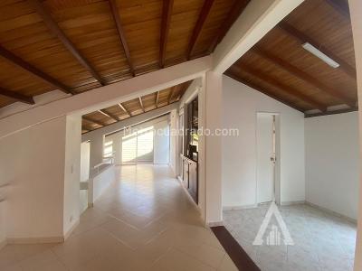 Apartamento de 3 alcobas en arriendo en Av Las Palmas, Medellín, 130 m² · foto 17 de 20