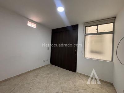 Apartamento en arriendo en Sabaneta, Sabaneta · foto 9 de 14