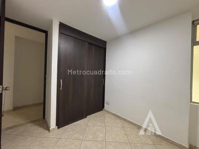 Apartamento en arriendo en Sabaneta, Sabaneta · foto 11 de 14