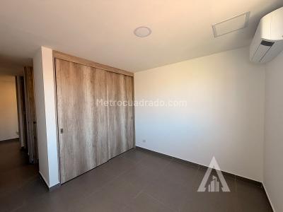 Apartamento de 2 alcobas en arriendo en Ciudad Del Rio, Medellín, 78 m² · foto 4 de 11