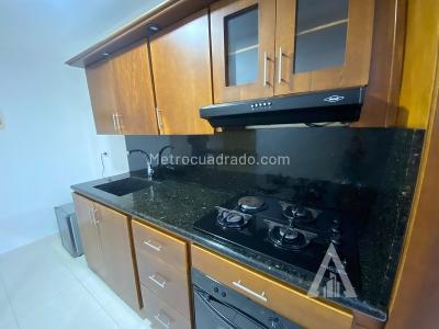 Apartamento de 3 alcobas en arriendo en Ciudad Del Rio, Medellín, 75 m² · foto 2 de 14