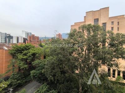 Apartamento de 2 alcobas en arriendo en El Poblado, Medellín, 85 m² · foto 15 de 17