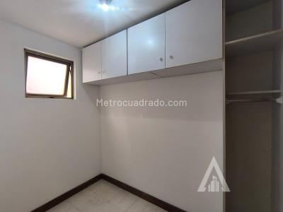 Apartamento de 2 alcobas en arriendo en El Poblado, Medellín, 85 m² · foto 3 de 17