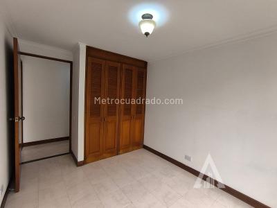 Apartamento de 2 alcobas en arriendo en El Poblado, Medellín, 85 m² · foto 9 de 17