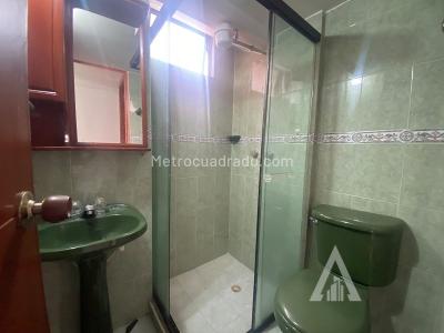 Apartamento de 2 alcobas en arriendo en Av Las Palmas, Medellín, 52 m² · foto 2 de 12