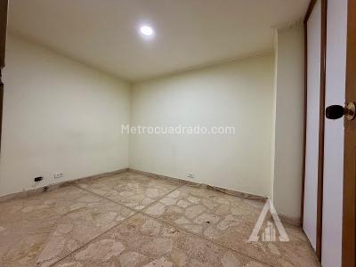 Apartamento de 3 alcobas en arriendo en Laureles, Medellín, 142 m² · foto 9 de 20