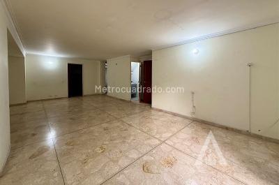 Apartamento de 3 alcobas en arriendo en Laureles, Medellín, 142 m² · foto 14 de 20