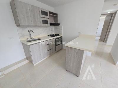 Apartamento de 2 alcobas en arriendo en Itagui, Itagüí, 60 m² · foto 2 de 14