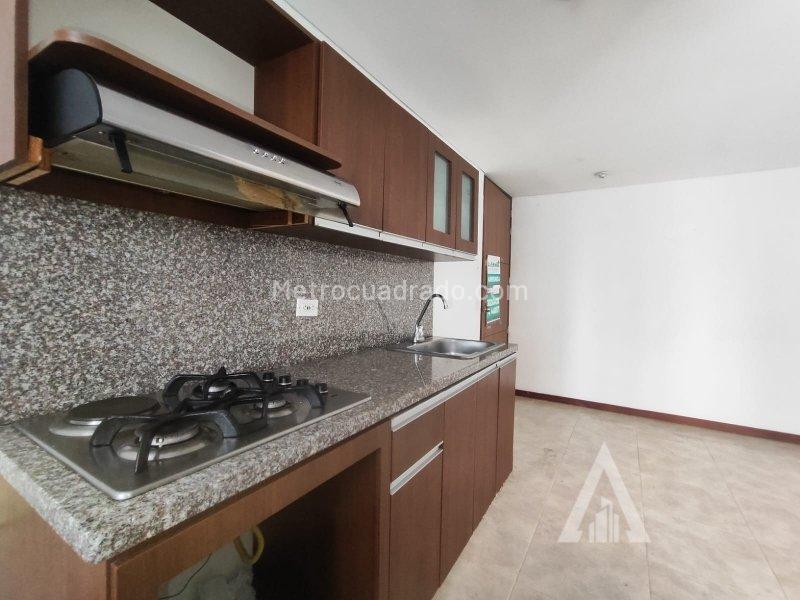 Comfortable 3BR Apartment for Rent in La Estrella