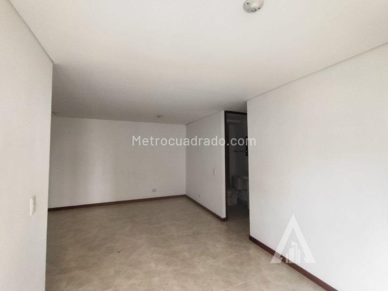 Comfortable 3BR Apartment for Rent in La Estrella - 4