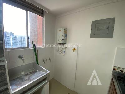 Apartamento de 2 alcobas en venta en Loma Del Indio, Medellín, 58 m² · foto 4 de 17